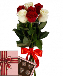 Фото товара 7 красно-белых роз с конфетами в Мариуполе