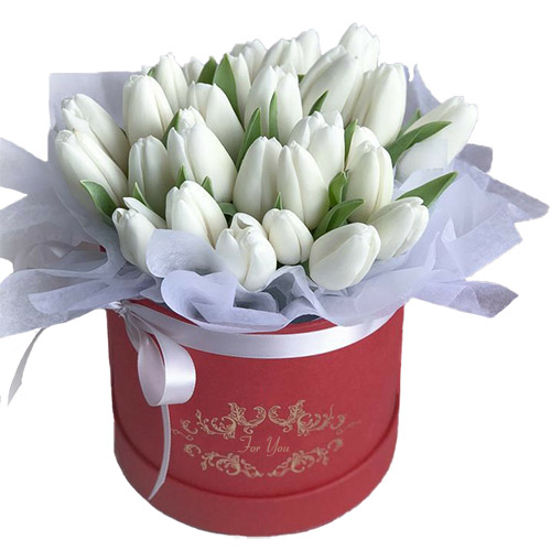 Фото товара 31 белый тюльпан в коробке в Мариуполе